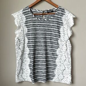 KARL LAGERFELD blue and white flutter sleeve with lace embellishments size XL